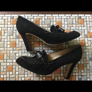 vintage MANOLO BLAHNIK suede heels